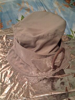 HEAslip, CANADIAN MADE .Olive Green Bucket Hat with Decorative Ring. 100% Nylon